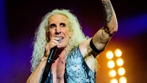 The End of an Era: Dee Snider Bids Farewell to Twisted Sister