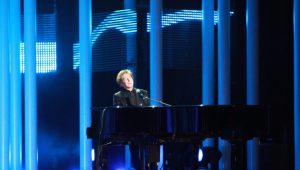 Barry Manilow Announces Rescheduled Tour Dates