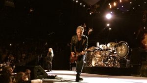 Shocking Incident: Lindsey Buckingham Attacked in Los Angeles